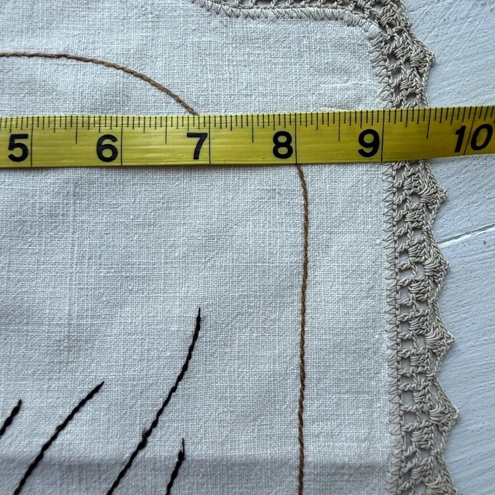 Vintage Hand Embroidered Wheat Linen Doily Lace Trim Cream Table Runner Decor
